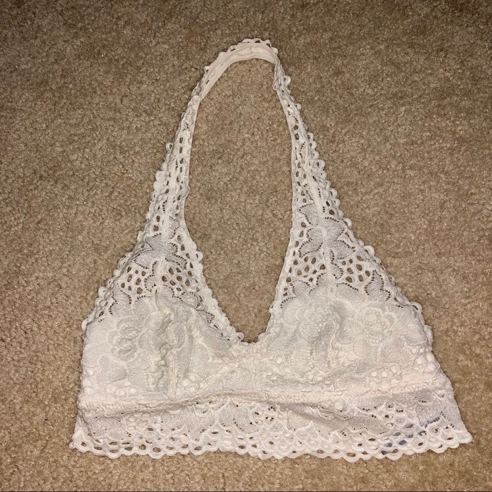 Creme bralette